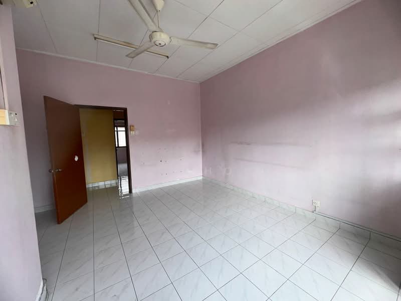 2-storey Terraced House for Sale in Taman Putra Prima (Puchong) - Ivy Chong - Interior - PropertyGuru.com.my