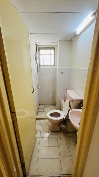 Danau Idaman untuk Untuk Dijual - RM 300,000, Mac 2026 - Bathroom - PropertyGuru.com.my