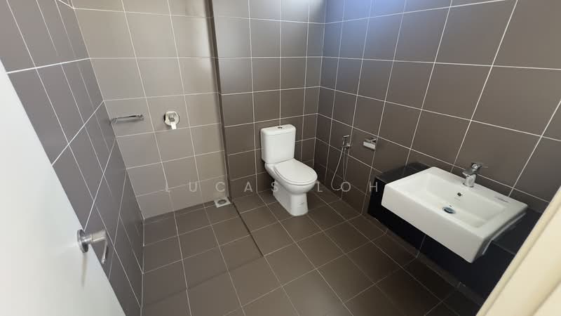 Semi-Detached House for Sale in Rawang (Selangor) - Lucas Loh - Bathroom - PropertyGuru.com.my