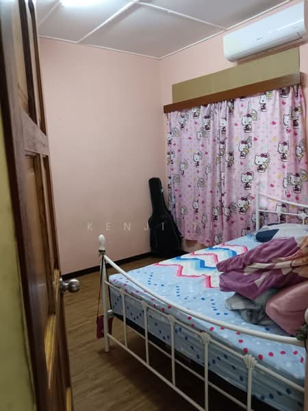 1-storey Terraced House for Sale in Taman Desa Jaya (Kepong) - Kenji Ti - Bedroom - PropertyGuru.com.my