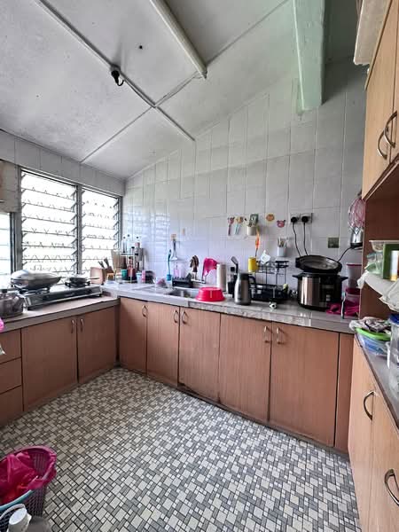 1-storey Terraced House for Sale in Taman Desa Jaya (Kepong) - Kenji Ti - Kitchen - PropertyGuru.com.my