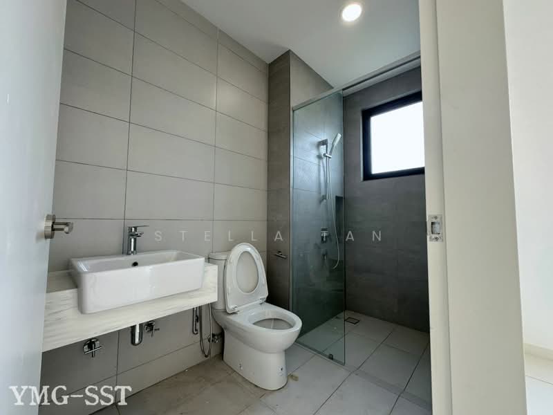 FREESIA RESIDENSI untuk Untuk Disewa - RM 6,000 /bulan, Mac 2026 - Bathroom - PropertyGuru.com.my