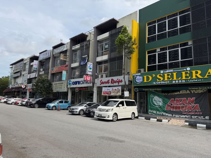 Shop / Office for Rent in Kawasan Perniagaan Kiara (Semenyih) - FB Chong - Exterior - PropertyGuru.com.my