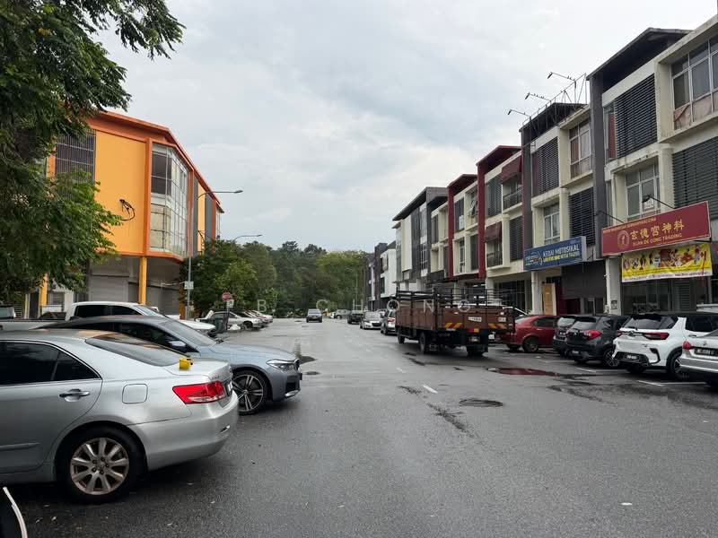 Shop / Office for Rent in Kawasan Perniagaan Kiara (Semenyih) - FB Chong - Exterior - PropertyGuru.com.my