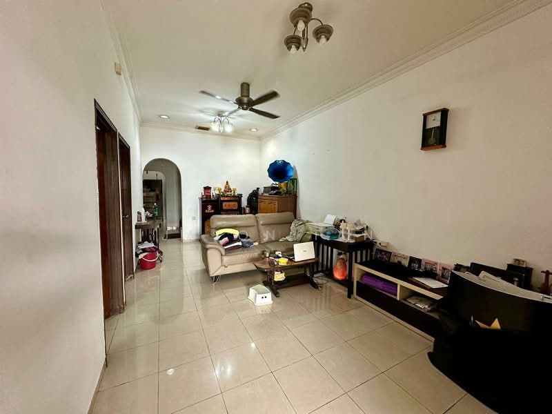 1-storey Terraced House for Sale in Tebrau (Johor) - Jason Tan - Living Room - PropertyGuru.com.my
