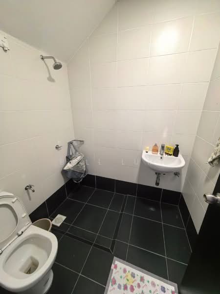 2-storey Terraced House for Sale in Iskandar Puteri (Nusajaya) (Johor) - Bell Lum - Bathroom - PropertyGuru.com.my