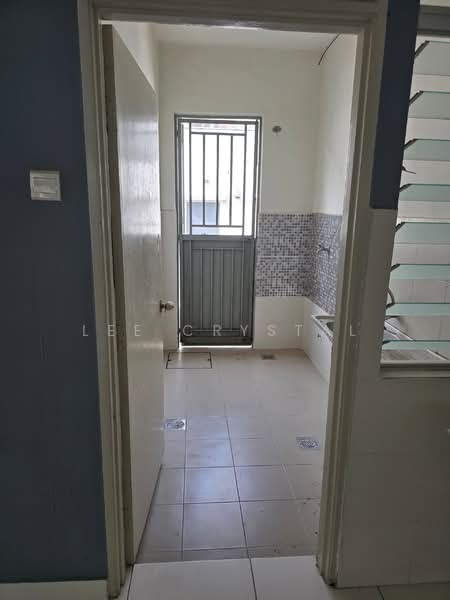 Terraced House for Rent in Semenyih (Selangor) - Lee Crystal - Entrance - PropertyGuru.com.my