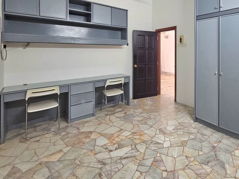 Jalan Hijau Jelutong untuk Untuk Dijual - RM 1,070,000, Mac 2026 - Study - PropertyGuru.com.my