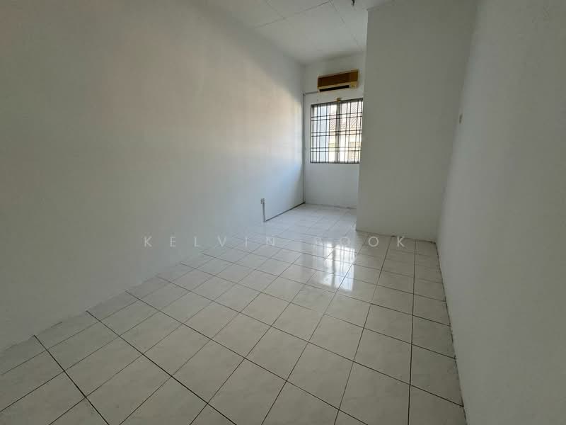 2-storey Terraced House for Sale in Balakong (Selangor) - Kelvin Pook - Interior - PropertyGuru.com.my