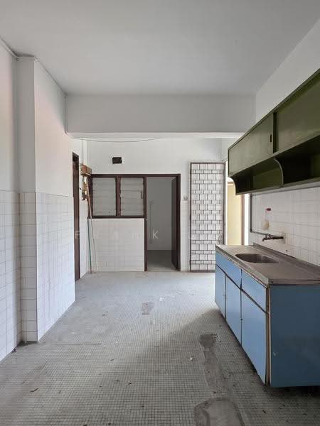 Pangsapuri untuk Dijual di Bangunan Choo Cheng Khay - Frank Low - PropertyGuru.com.my