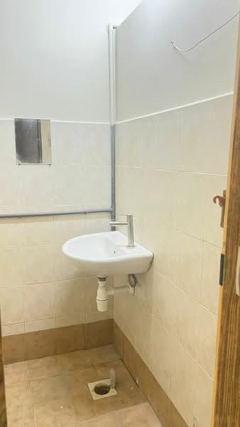 Impiana Apartment untuk Untuk Dijual - RM 105,000, Apr 2026 - Bathroom - PropertyGuru.com.my