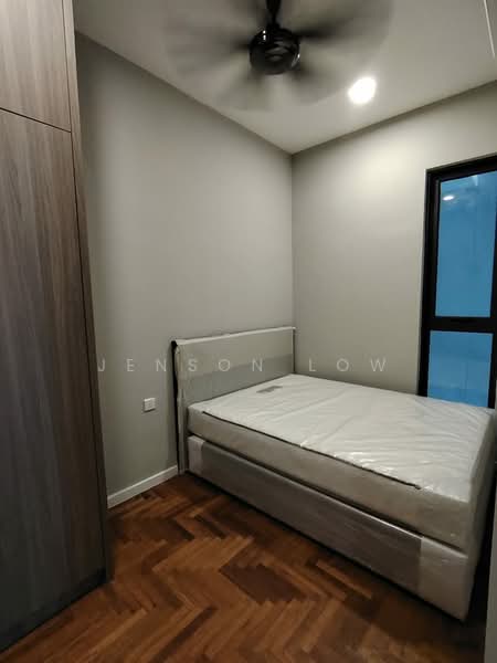 Service Residence for Sale at Bloomsvale Menara Vista Petaling - Jenson Low - Bedroom - PropertyGuru.com.my