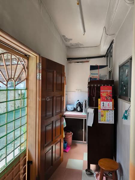 Taman Layang Layang untuk Untuk Dijual - RM 400,000, Apr 2026 - Kitchen - PropertyGuru.com.my