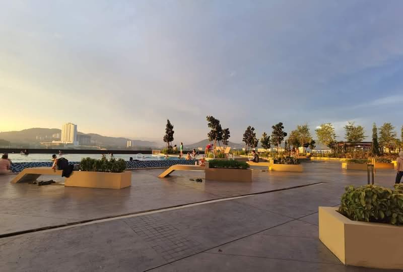 Service Residence for Sale at The Netizen - CY Yong - Pool - PropertyGuru.com.my