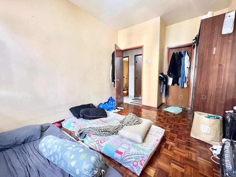 Condominium for Sale at Bayu Tasik 1 - Maizura binti Mohd Darus - Bedroom - PropertyGuru.com.my