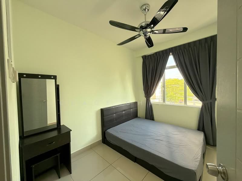 Untuk Disewa - East Bay (Seri Bayan)