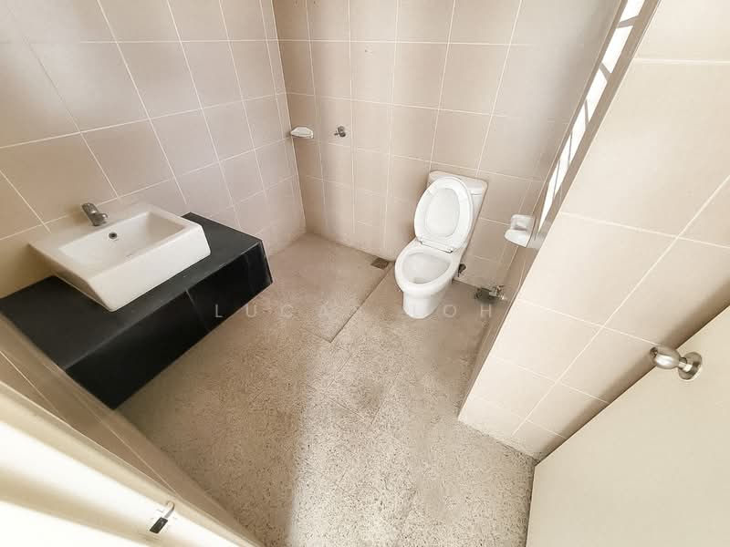 2-storey Terraced House for Sale in M Residence 2 (Rawang) - Lucas Loh - Bathroom - PropertyGuru.com.my