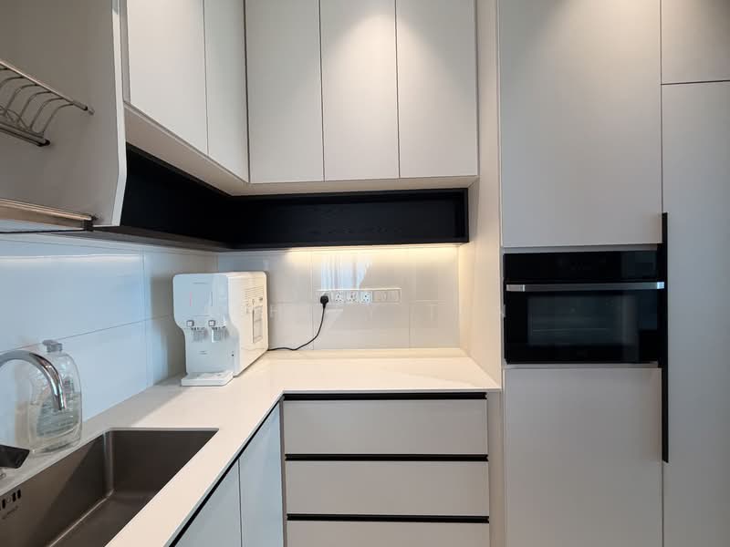 Queens Residences Q1 @ Queens Waterfront untuk Untuk Disewa - RM 4,000 /bulan, Mac 2026 - Kitchen - PropertyGuru.com.my