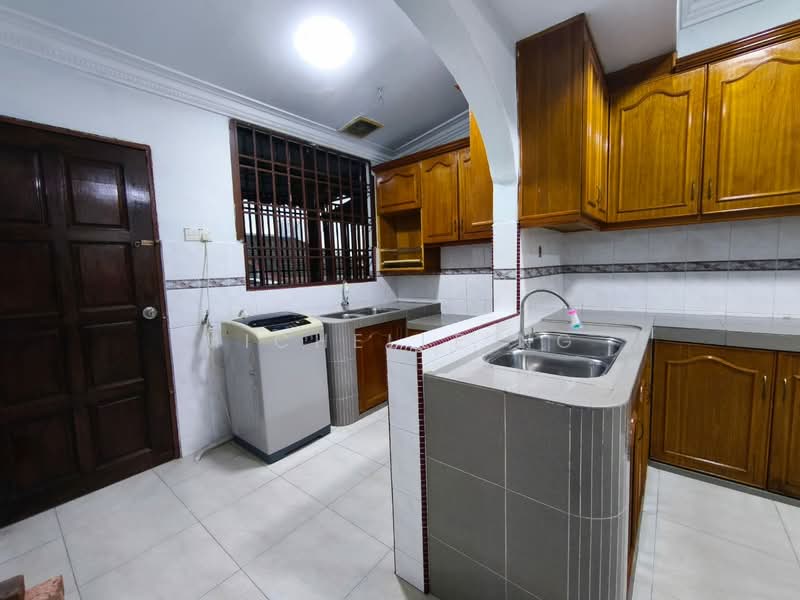 1-storey Terraced House for Rent in Johor Bahru (Johor) - Michelle Ng - Kitchen - PropertyGuru.com.my