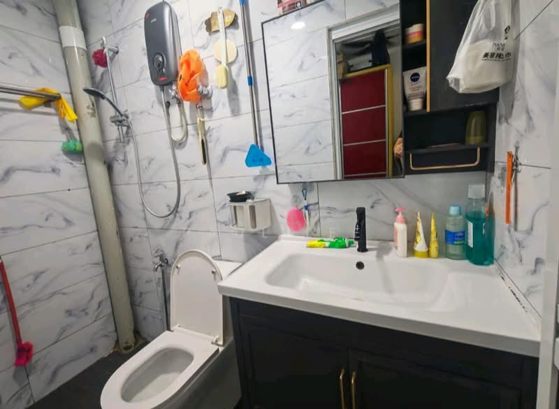 2-storey Terraced House for Sale in BANDAR PUCHONG JAYA (Puchong) - Paul Lee - Bathroom - PropertyGuru.com.my