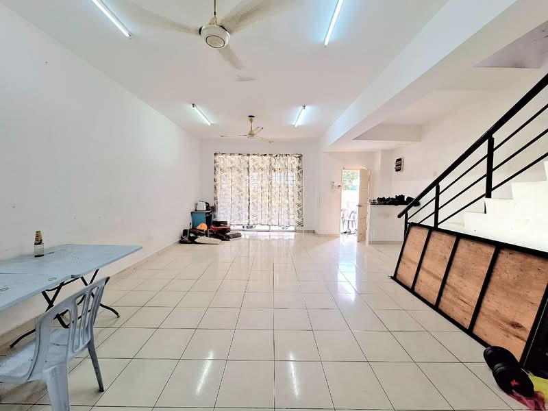 Setia Alam untuk Untuk Dijual - RM 780,000, Mac 2026 - Living Room - PropertyGuru.com.my