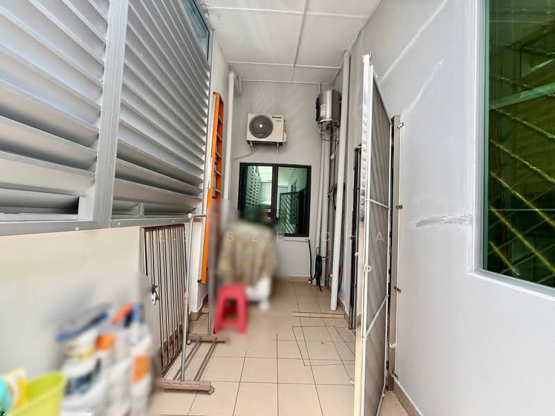 Semi-Detached House for Sale in Miri (Sarawak) - Yee Sze Chai - Corridor - PropertyGuru.com.my