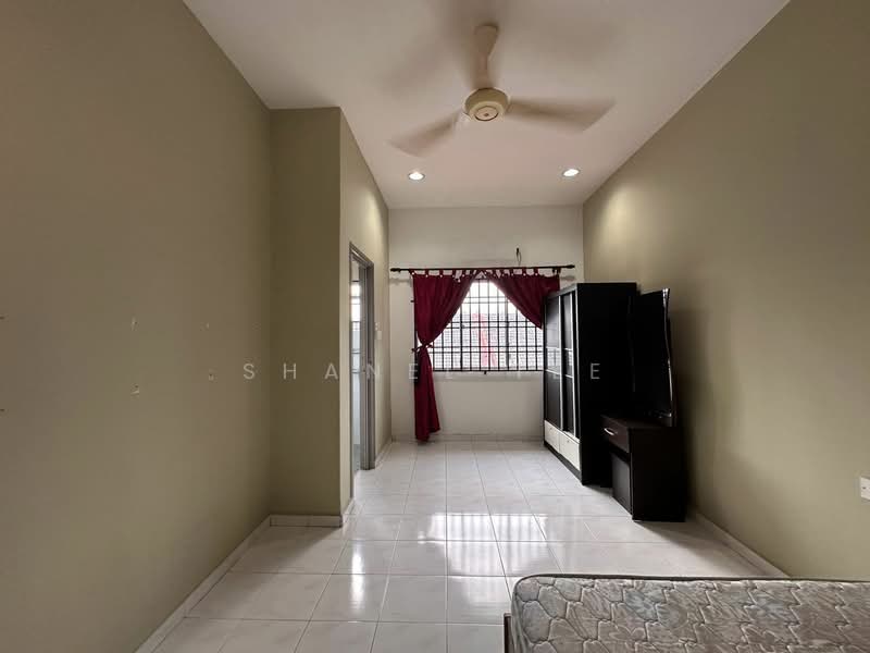 Taman Sri Kluang untuk Untuk Dijual - RM 370,000, Mac 2026 - Interior - PropertyGuru.com.my