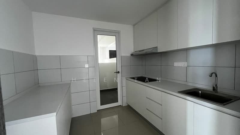 Service Residence for Sale at Vista Tiara (MBW Bay) - Helen Tan - Kitchen - PropertyGuru.com.my