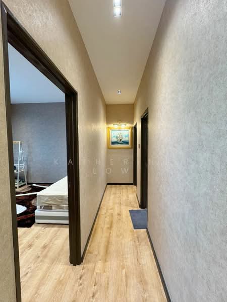 Service Residence for Sale at D'Summit Residences - Katherine Low - Corridor - PropertyGuru.com.my