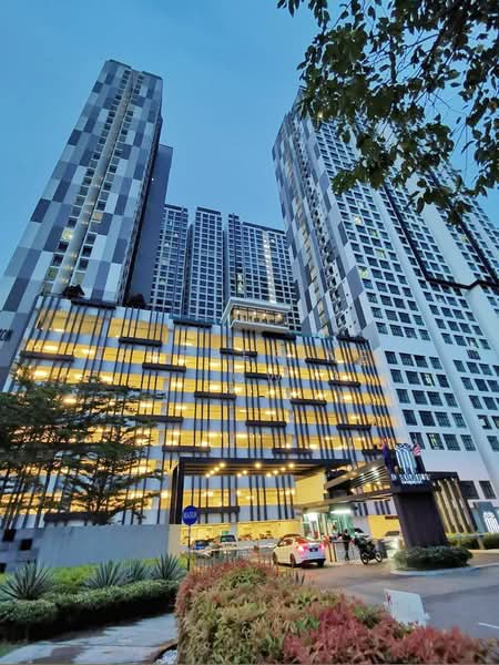 Service Residence for Sale at D'Summit Residences - Katherine Low - Exterior - PropertyGuru.com.my