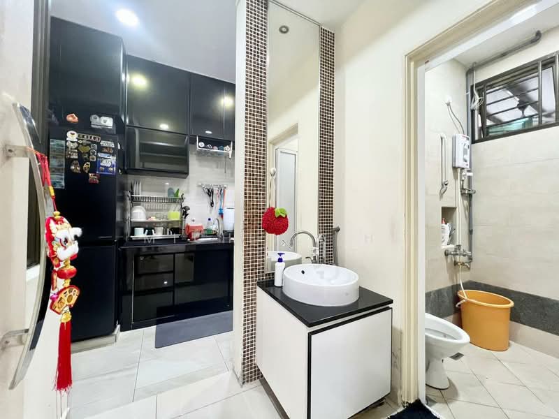 Adda Heights untuk Untuk Dijual - RM 1,500,000, Mac 2026 - Kitchen - PropertyGuru.com.my