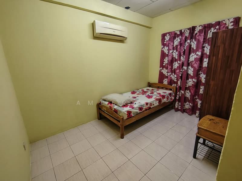 Condominium for Sale at Idaman Putera - Amber Ng - Bedroom - PropertyGuru.com.my