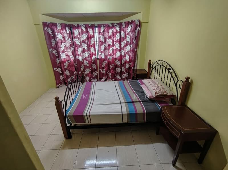 Condominium for Sale at Idaman Putera - Amber Ng - Bedroom - PropertyGuru.com.my