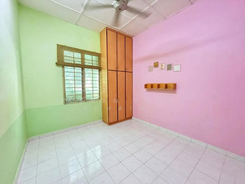 Semi-Detached House for Sale in Senawang (Negeri Sembilan) - Hassan Basri Suhaimi - Interior - PropertyGuru.com.my