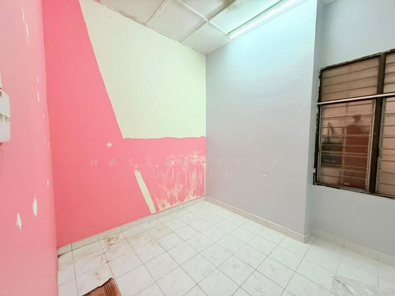 Semi-Detached House for Sale in Senawang (Negeri Sembilan) - Hassan Basri Suhaimi - Interior - PropertyGuru.com.my