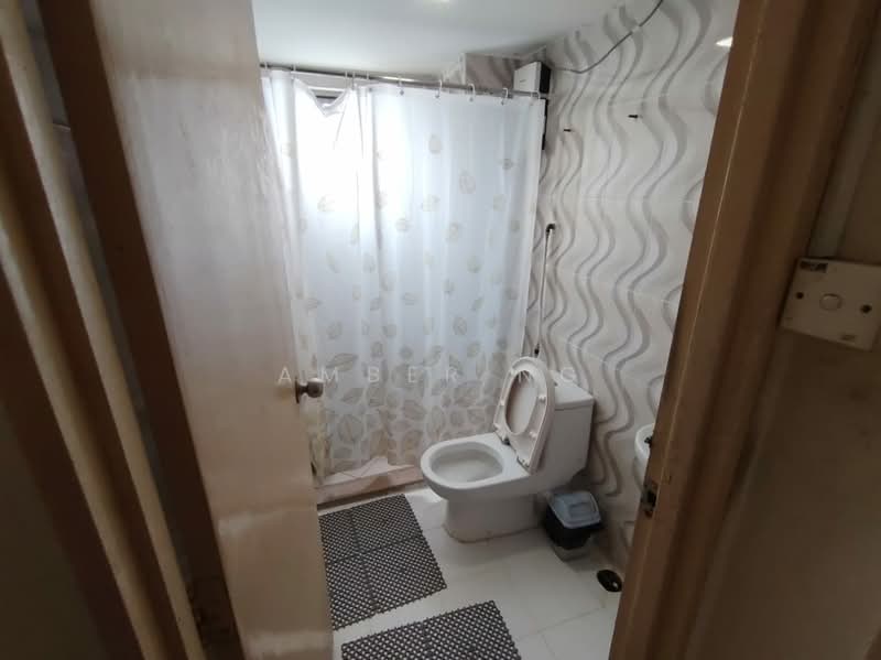 Kondominium untuk Dijual di Idaman Putera - Amber Ng - Bathroom - PropertyGuru.com.my