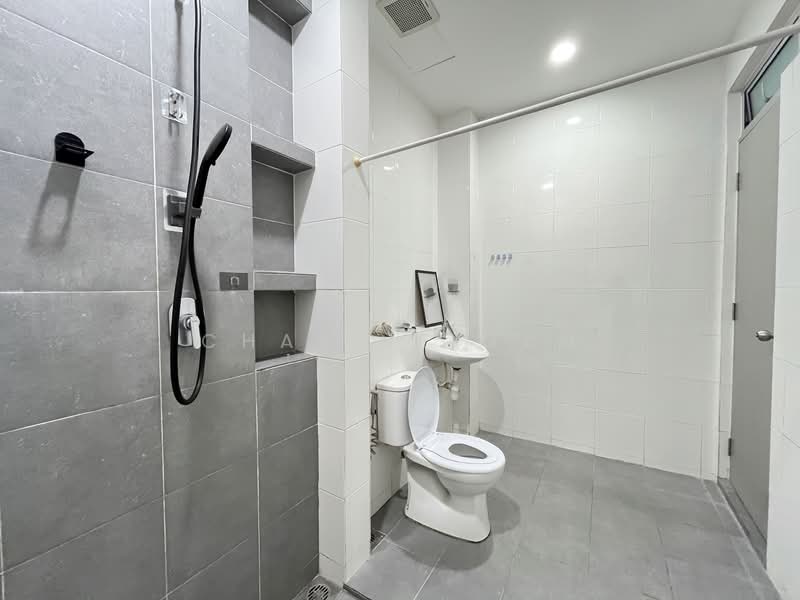 2-storey Terraced House for Rent in Kota Kemuning (Shah Alam) - Charlie Gan - Bathroom - PropertyGuru.com.my