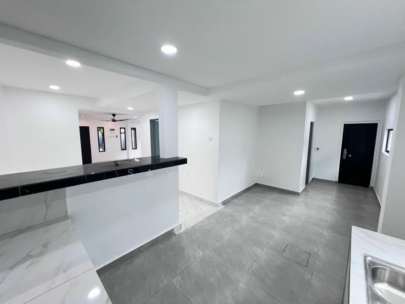 2-storey Terraced House for Sale in Bukit Indah (Iskandar Puteri (Nusajaya)) - Savy Law - Kitchen - PropertyGuru.com.my