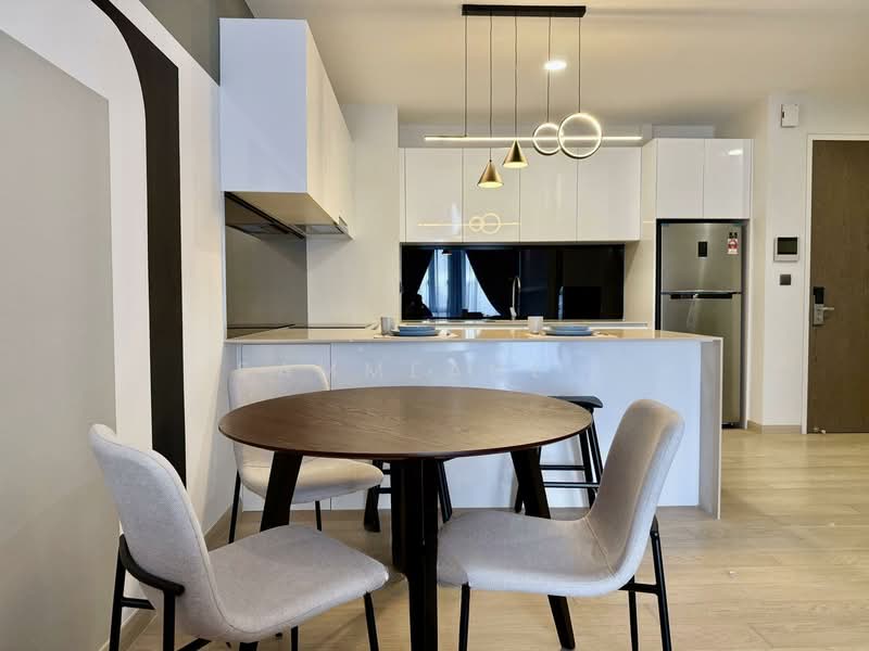 Service Residence for Sale at Summer Suites - Residensi Bukit Meldrum - Sammeane . - Kitchen - PropertyGuru.com.my