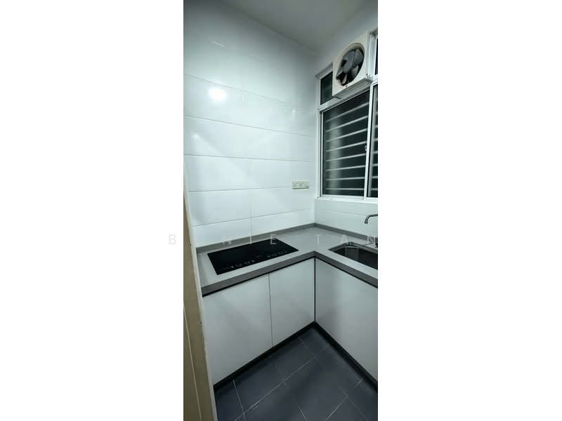 Condominium for Rent at The Holmes 1 - Bonie Tan - Kitchen - PropertyGuru.com.my