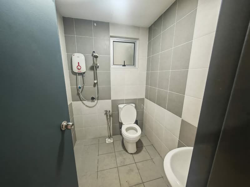 Apartment for Sale at Residensi Kesuma 1 - CY Yong - Bathroom - PropertyGuru.com.my