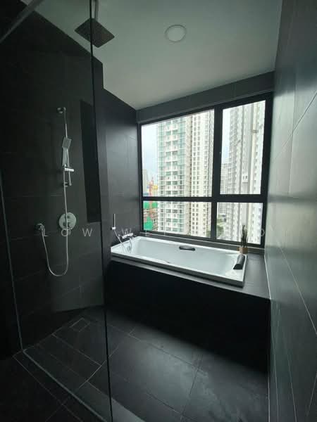 Condominium for Rent at Sunway Mont Residences - Low Wei Chao - Bathroom - PropertyGuru.com.my