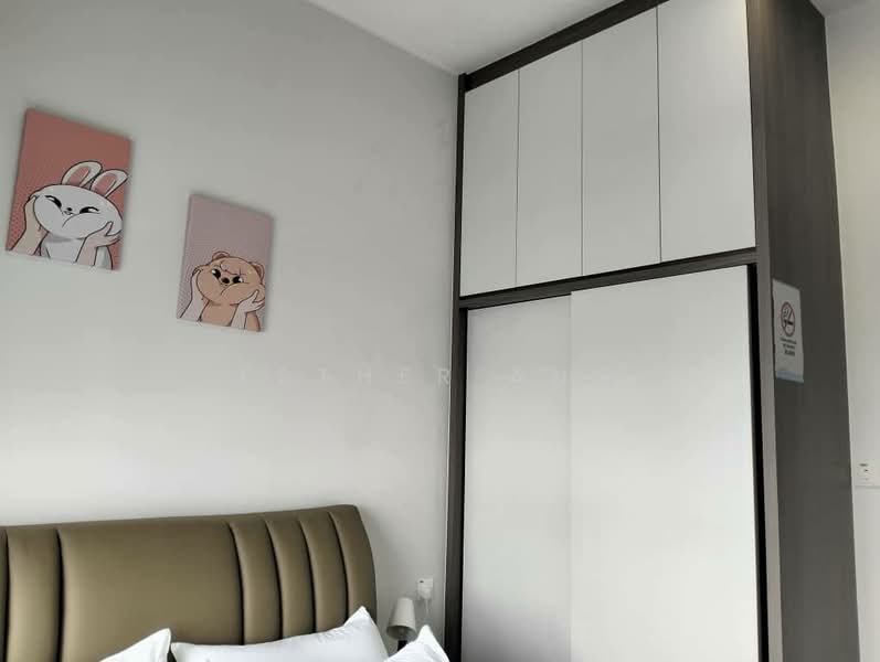 Kondominium untuk Dijual di Royal Strand @ Country Garden Danga Bay - Esther Ang - Bedroom - PropertyGuru.com.my