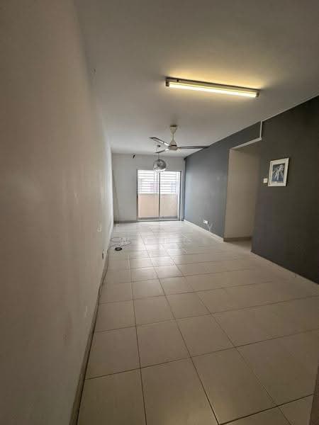 Pangsapuri untuk Dijual di Mandarina Court - Jeffrey Wong - Living Room - PropertyGuru.com.my