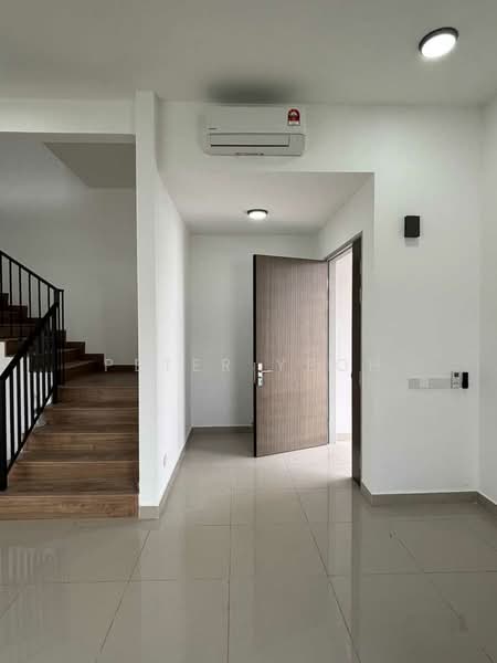 Semi-Detached House for Rent in Cyber 10 (Cyberjaya) - Peter Yeoh - Interior - PropertyGuru.com.my