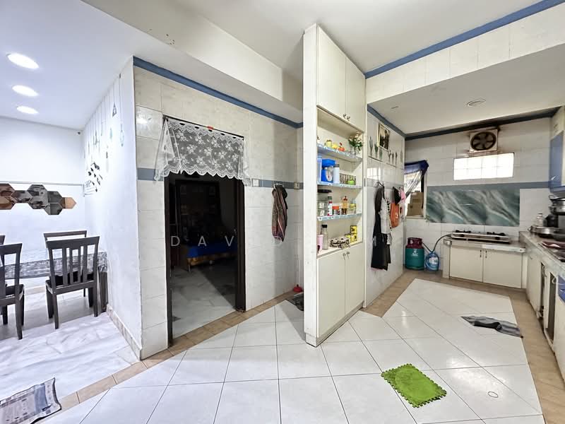 2-storey Terraced House for Sale in Bandar Country Homes (Rawang) - David Lim - Kitchen - PropertyGuru.com.my