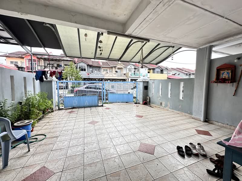 2-storey Terraced House for Sale in Bandar Country Homes (Rawang) - David Lim - Exterior - PropertyGuru.com.my