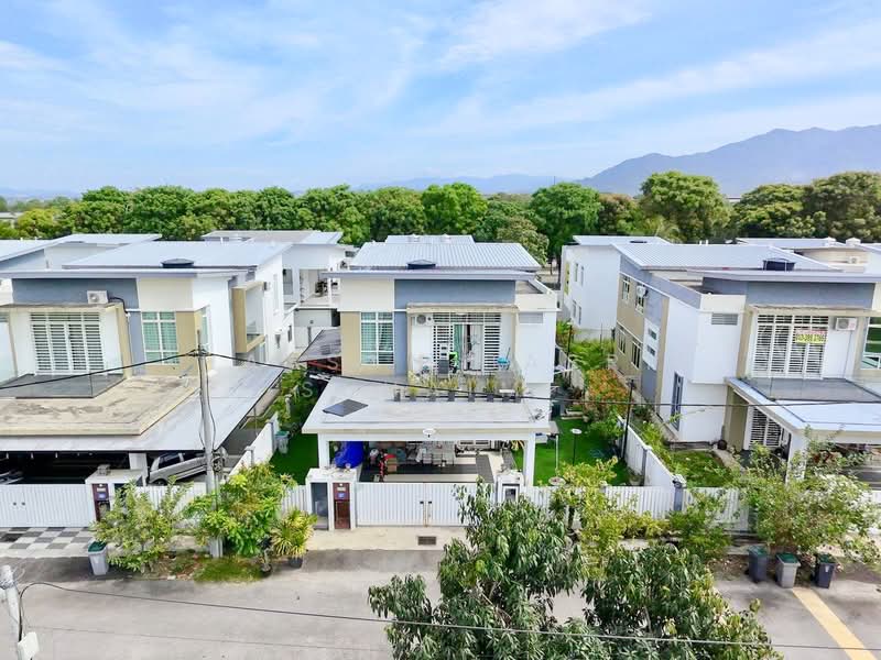 Bungalow for Sale in Taman Senawang Perdana (Senawang) - Hassan Basri Suhaimi - Exterior - PropertyGuru.com.my