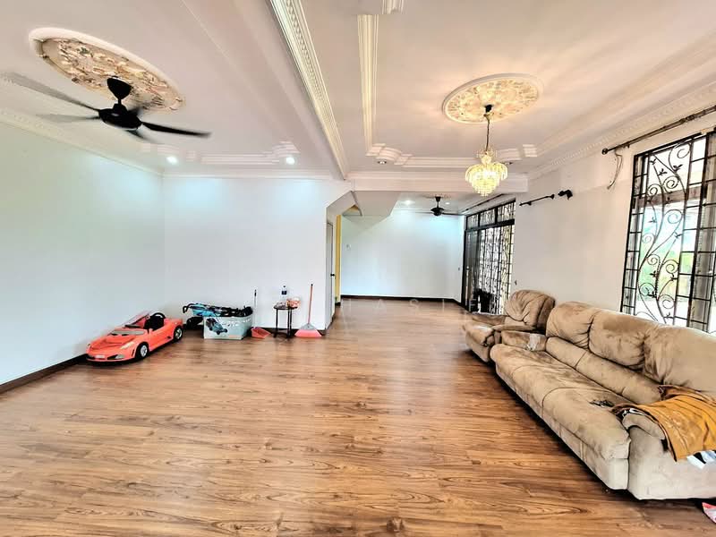 2-storey Terraced House for Sale in Ampang (Selangor) - Zul Hasif - Living Room - PropertyGuru.com.my