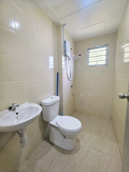 Pine square untuk Untuk Disewa - RM 1,650 /bulan, Mac 2026 - Bathroom - PropertyGuru.com.my